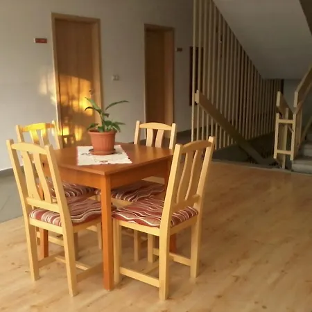 אכסניה Szombathelyi Egyetemi Kollegium סזומבאת'לי