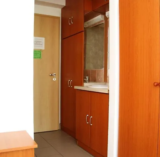 Szombathelyi Egyetemi Kollegium * Szombathely